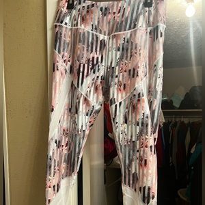 New with out rages work out leggings